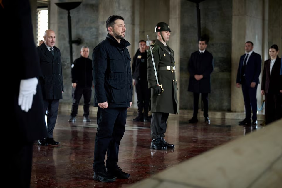 Reuters: Ukraine sẽ từ bỏ lãnh thổ và vũ trang theo kế hoạch hòa bình của Tổng thống Trump - Nga lên tiếng- Ảnh 1. Reuters: Ukraine sẽ từ bỏ lãnh thổ và vũ trang theo kế hoạch hòa bình của Tổng thống Trump - Nga lên tiếng- Ảnh 1.