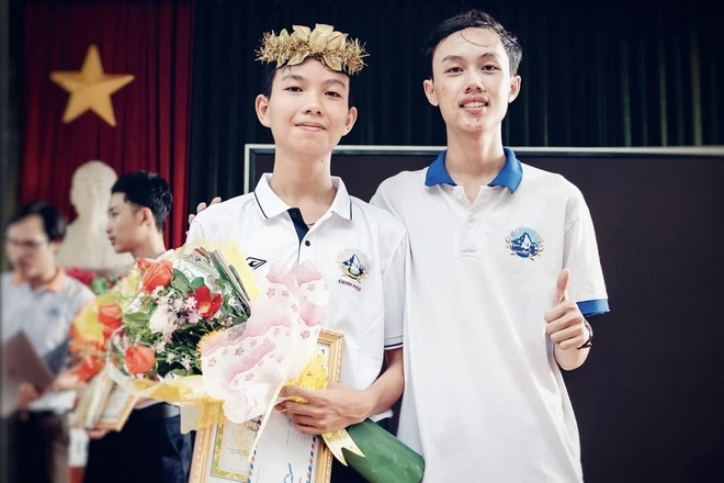 Những cặp anh em, chị em c&ugrave;ng chinh phục Đường l&ecirc;n đỉnh Olympia- Ảnh 3.
