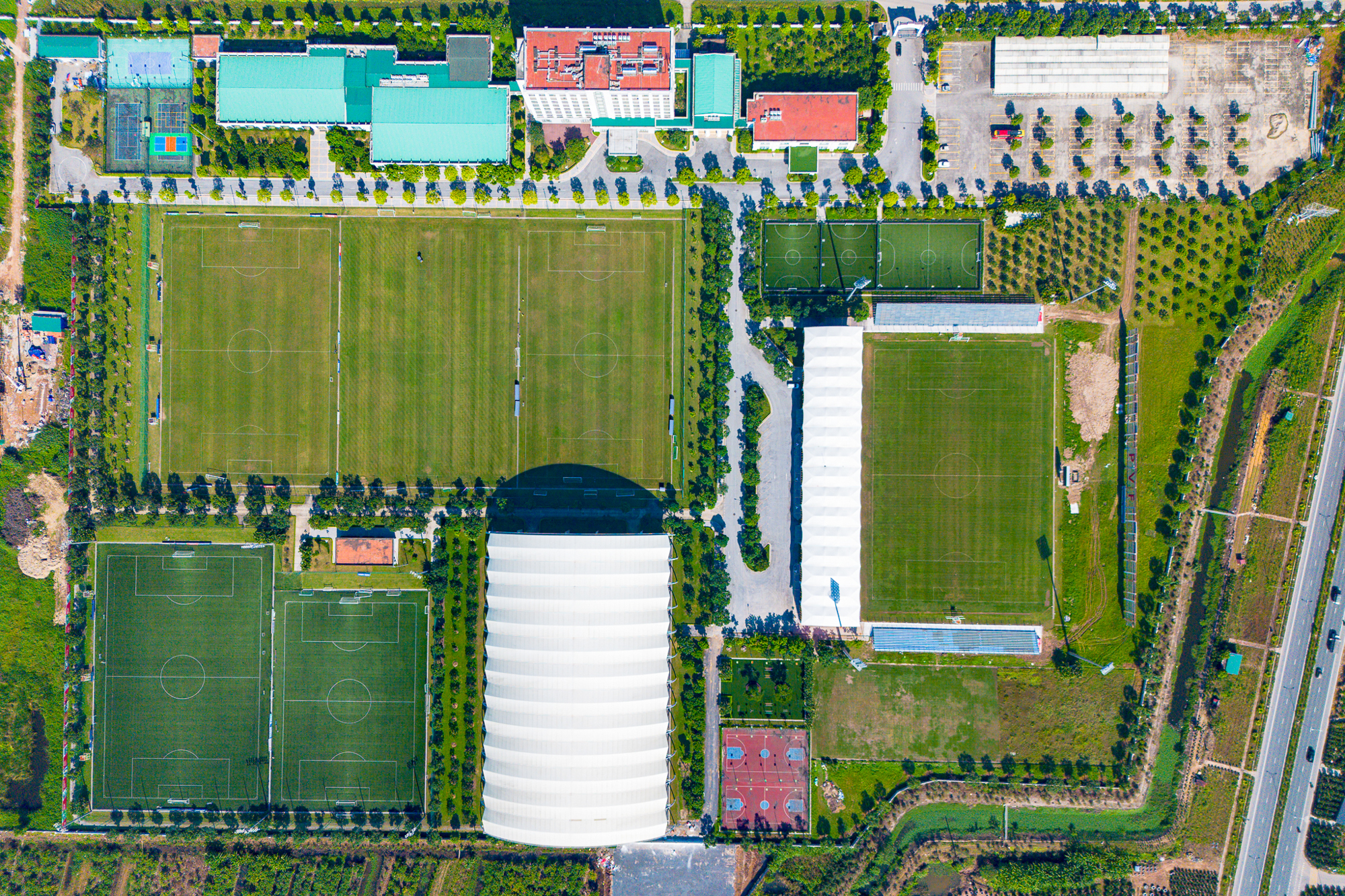 Toàn cảnh khu vực sắp xây sân vận động lớn nhất Việt Nam tại Hưng Yên: Sức chứa gấp rưỡi sân Mỹ Đình, do Vinhomes xây dựng- Ảnh 4.