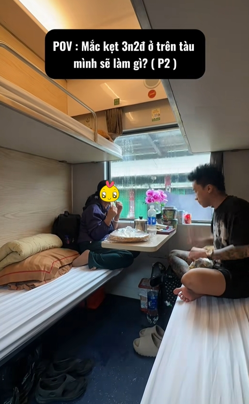 3 ngày 2 đêm kẹt trên tàu Quảng Ngãi - TP.HCM ngày lũ lụt: Có những ấm áp rất Việt Nam!- Ảnh 7. 3 ngày 2 đêm kẹt trên tàu Quảng Ngãi - TP.HCM ngày lũ lụt: Có những ấm áp rất Việt Nam!- Ảnh 7.