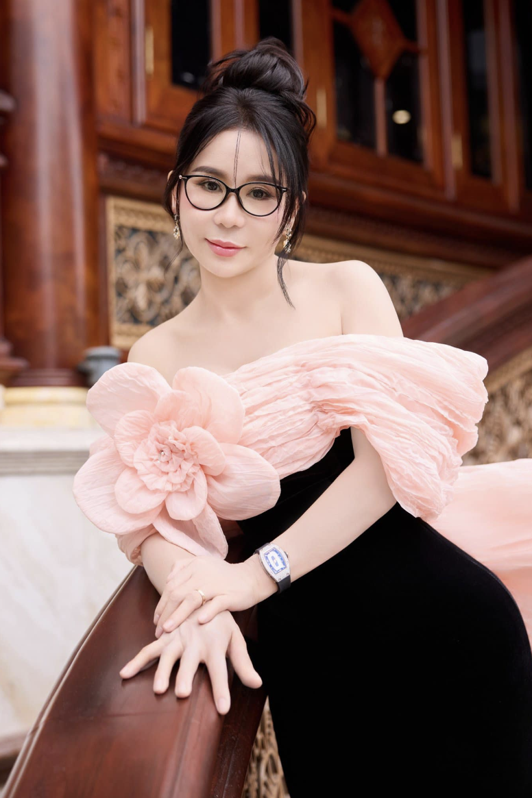 Mailisa - bà chủ chuỗi thẩm mỹ viện vừa bị khởi tố là ai?- Ảnh 2.