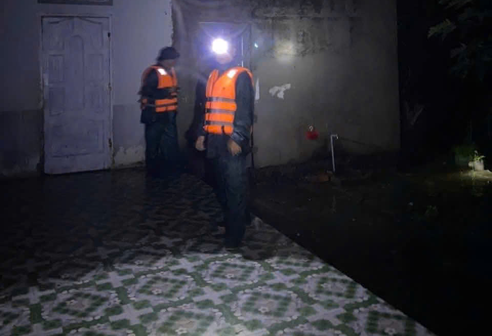 Xử lý nghiêm những người đưa thông tin thất thiệt về mưa lũ ở Đắk Lắk- Ảnh 3.