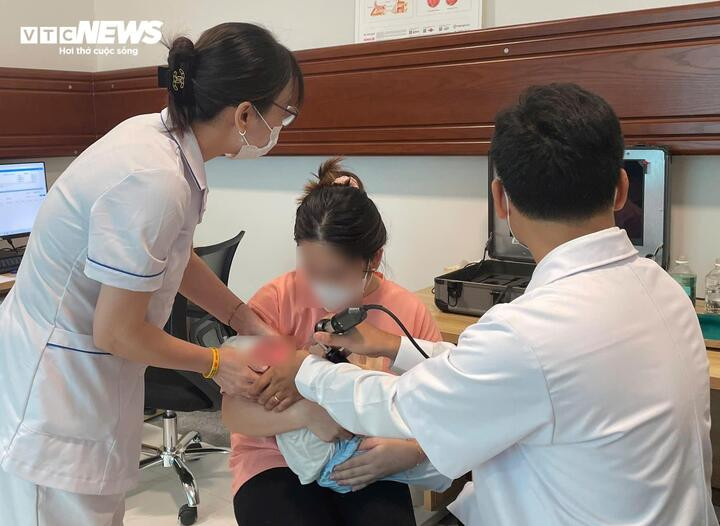 Cuộc sống gia đình đảo lộn vì con mắc cúm A- Ảnh 2.