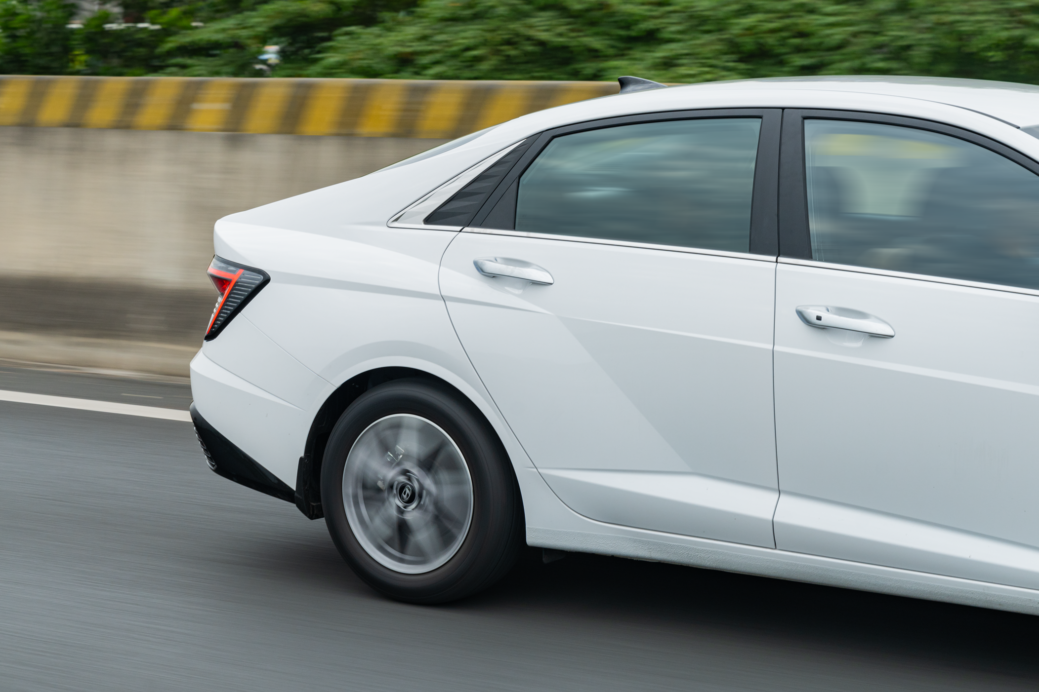 Cùng hạng Vios nhưng mẫu xe này bảo hành lâu gấp gần 3 lần: Giá đang chạm đáy, chưa tới 400 triệu- Ảnh 3.