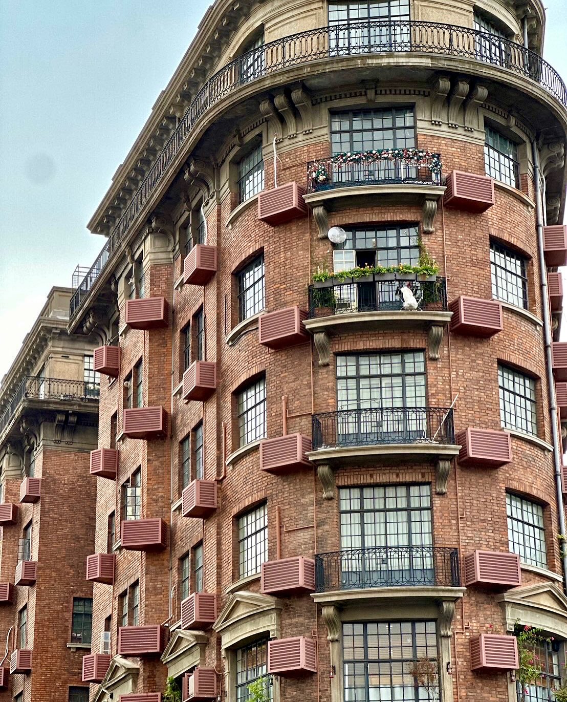 Bên trong căn chung cư xây từ năm 1924 có giá 106 tỷ- Ảnh 6.