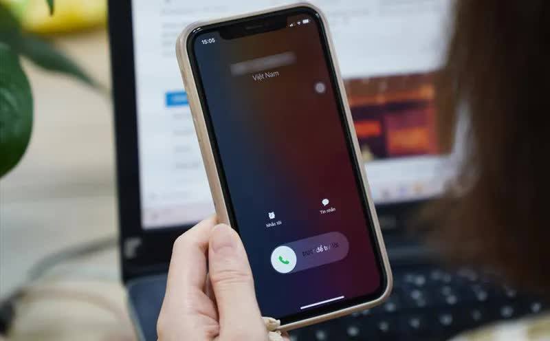 Điện thoại trên tay, tiền vẫn "bốc hơi": Chiêu độc rút sạch tài khoản trong 1 phút- Ảnh 2.