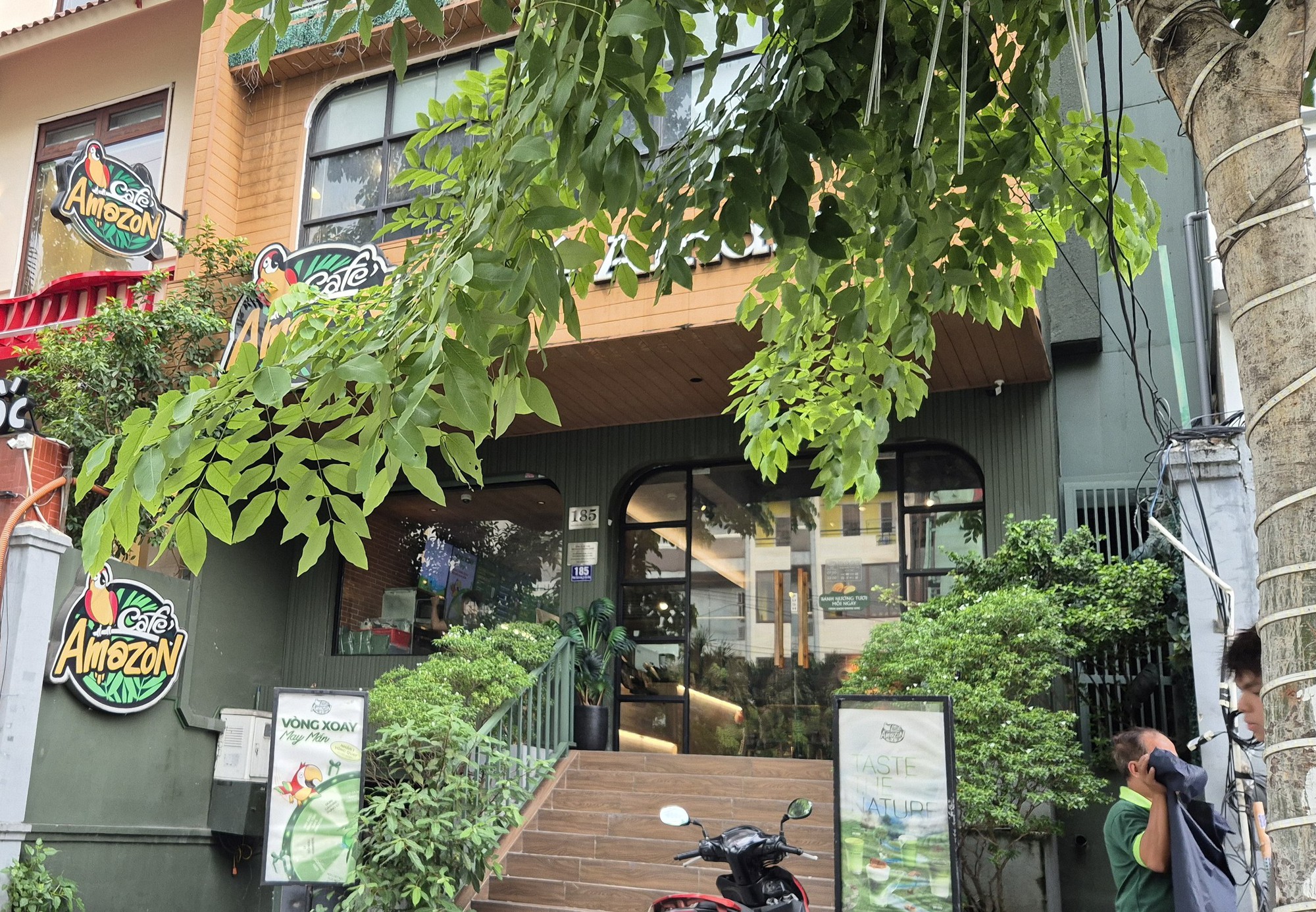 Café Amazon rời Việt Nam, trà sữa Mixue âm thầm giảm số cửa hàng- Ảnh 1. Café Amazon rời Việt Nam, trà sữa Mixue âm thầm giảm số cửa hàng- Ảnh 1.