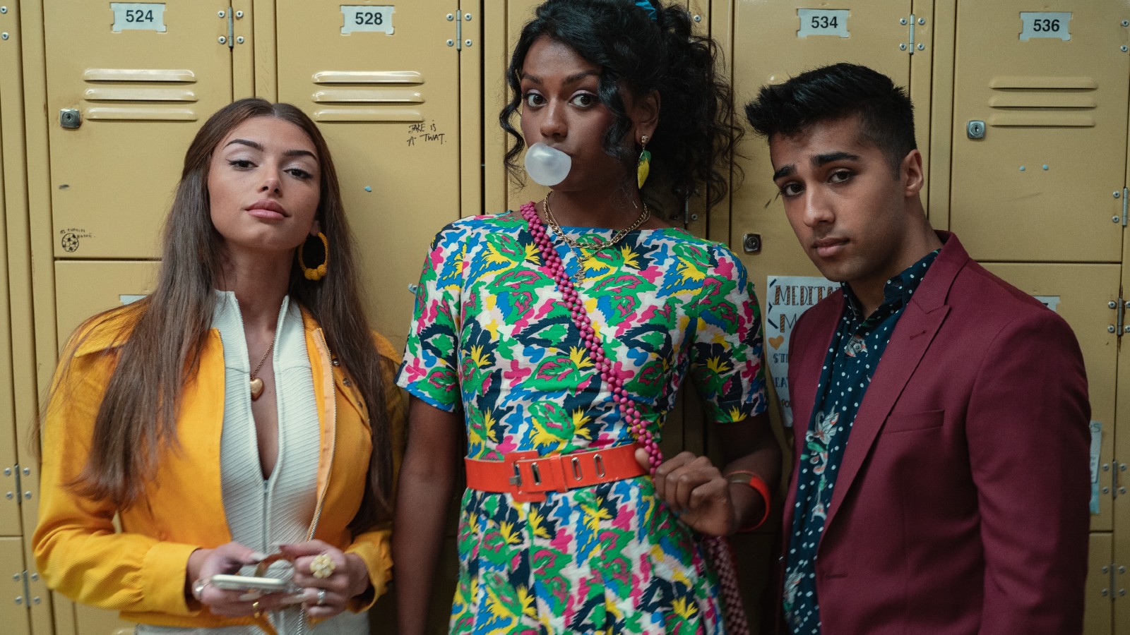 Xem phim Sex Education, tôi chợt hiểu tại sao những đứa trẻ 