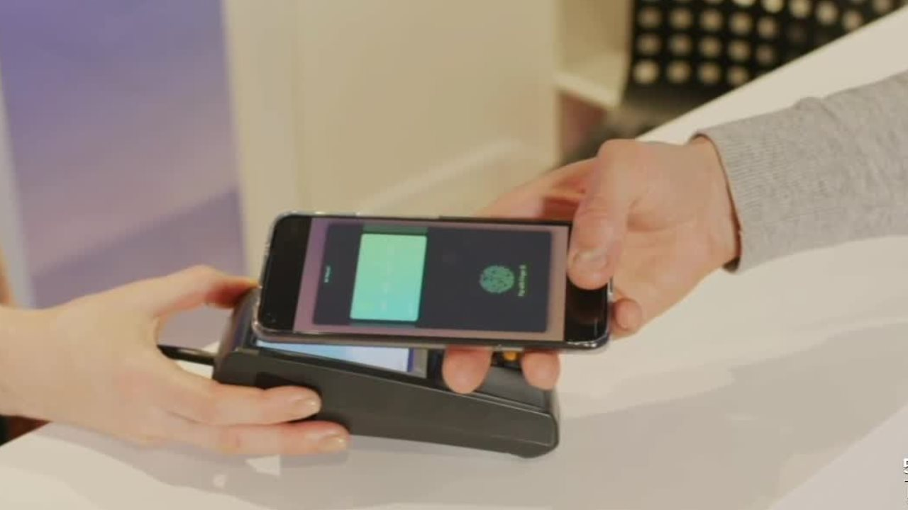 Lại Có Thủ Đoạn Lừa Đảo Mới Cực Tinh Vi Nhắm Vào Người Dùng Chức Năng Chạm Để Thanh Toán Trên Điện Thoại: Vài Giây Thôi Đã Mất Tiền- Ảnh 1.