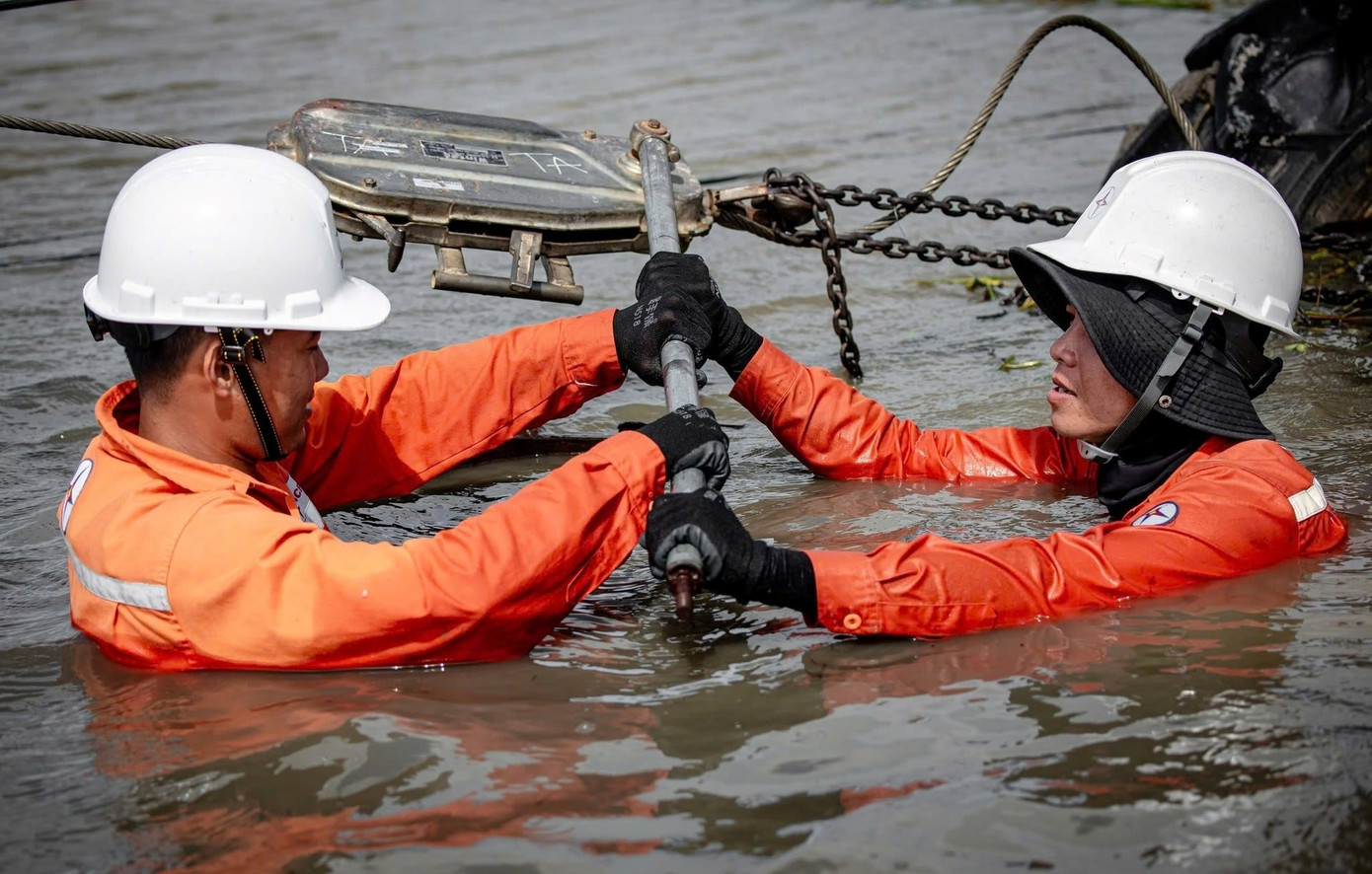 Gần nửa triệu khách ở miền Trung - Tây Nguyên bị mất điện- Ảnh 2.