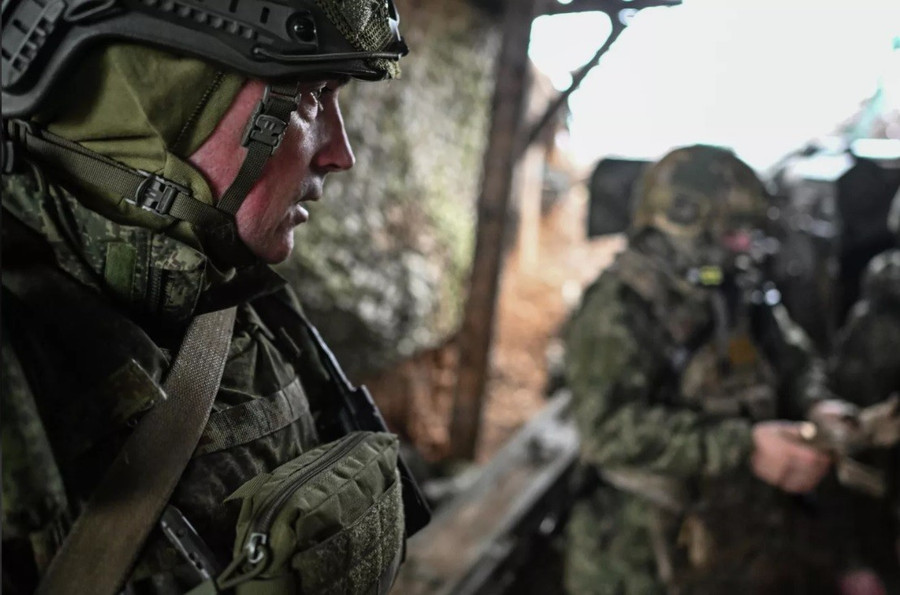 Khi chuỗi pháo đài sụp đổ- Ảnh 1.