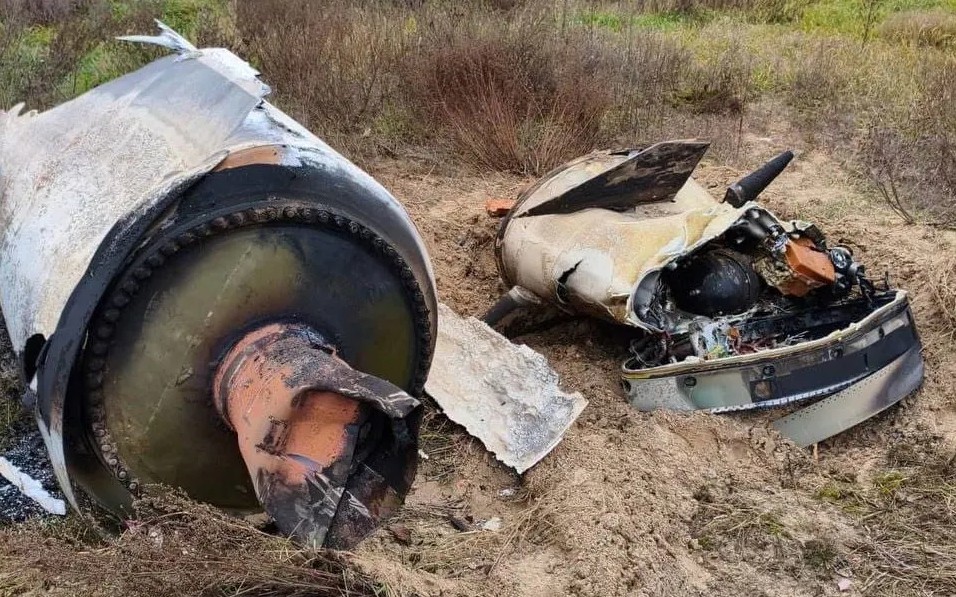 The Telegraph: Ukraine dùng… một bài hát để hạ tên lửa 'bất khả chiến bại' của ông Putin, bắn rơi 19 quả trong 2 tuần- Ảnh 1. The Telegraph: Ukraine dùng… một bài hát để hạ tên lửa 'bất khả chiến bại' của ông Putin, bắn rơi 19 quả trong 2 tuần- Ảnh 1.