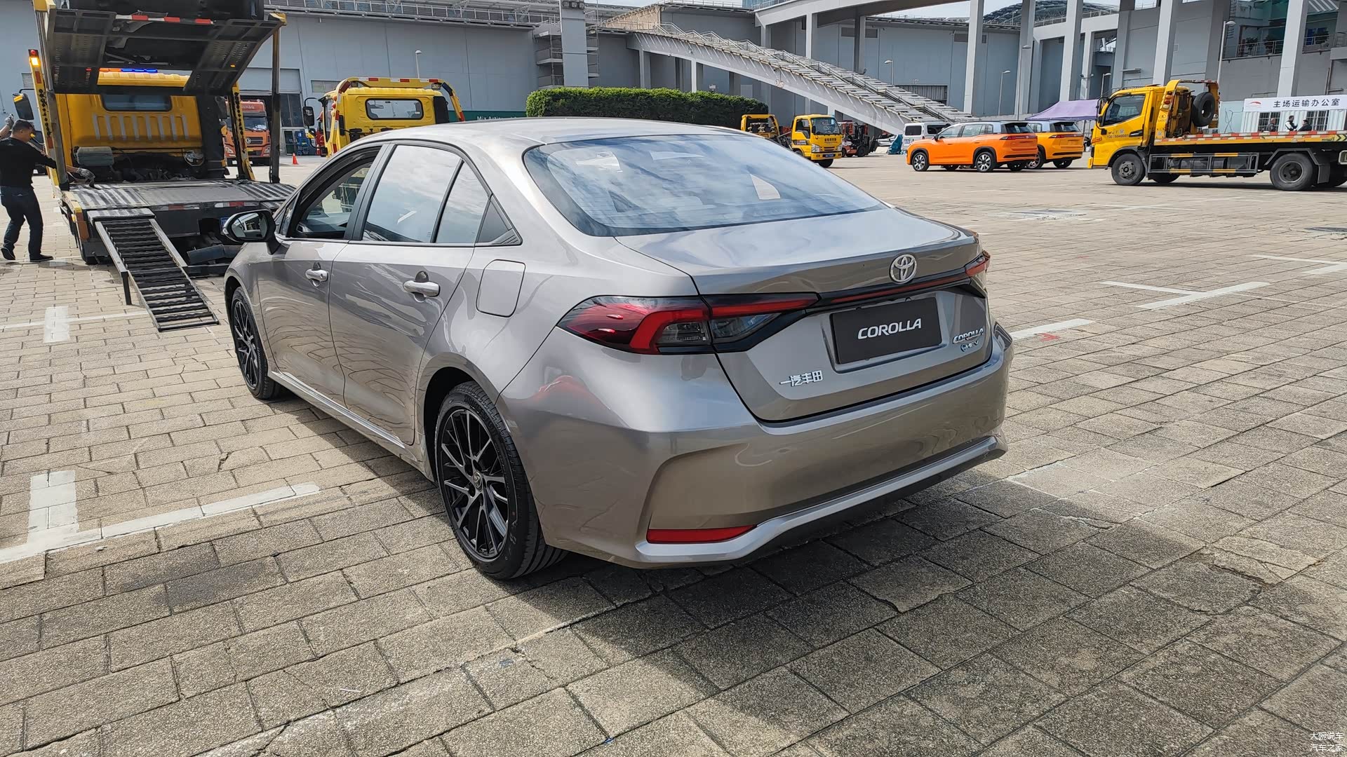 Toyota Corolla 2026 ra mắt: Mặt trước như Camry, màn hình khủng, về Việt Nam có thể vực dậy doanh số trước Civic, Mazda3- Ảnh 21.