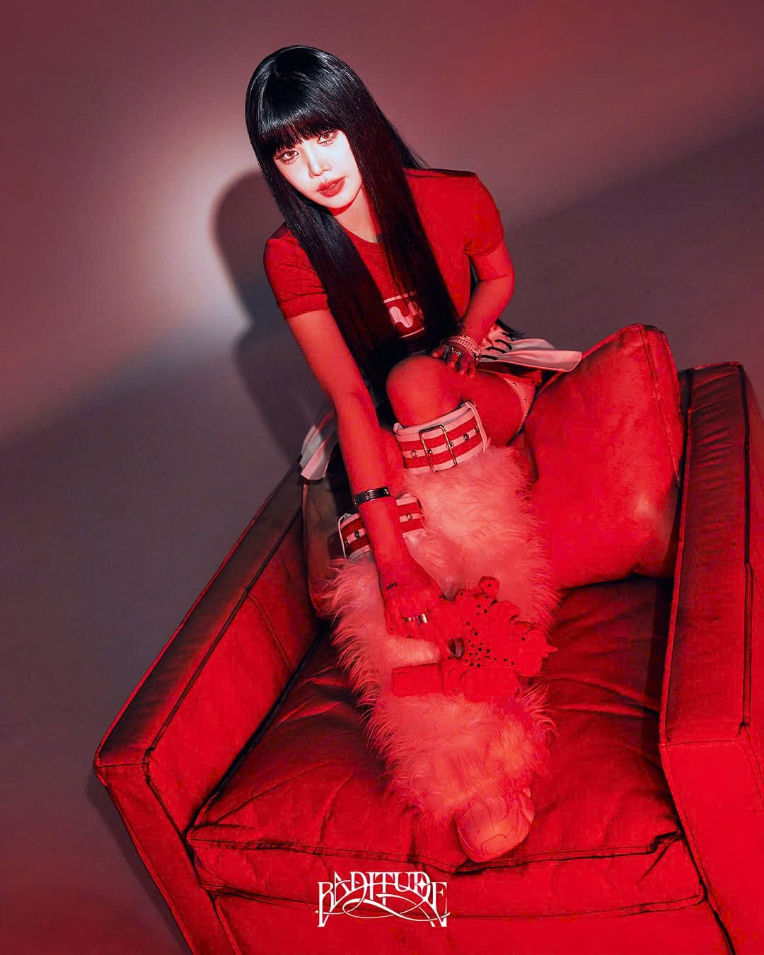 Dấu chấm hết của 1 ng&ocirc;i sao: Mỹ nh&acirc;n kh&iacute; chất sụp đổ v&igrave; bạo lực học đường, ế v&eacute; đến mức bị huỷ 17 show- Ảnh 3.