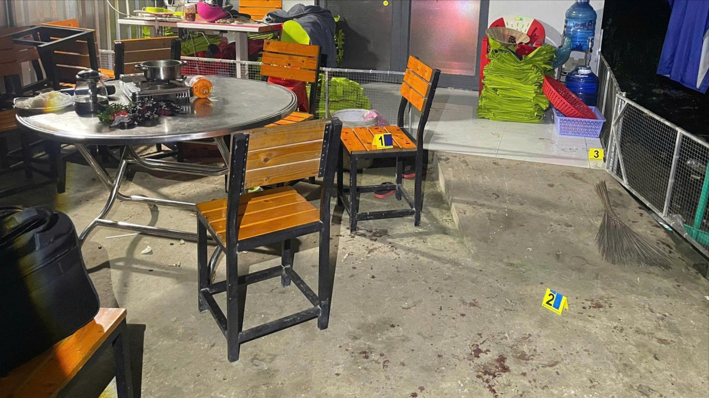 Khởi tố nữ cán bộ rạch mặt tình địch- Ảnh 1.