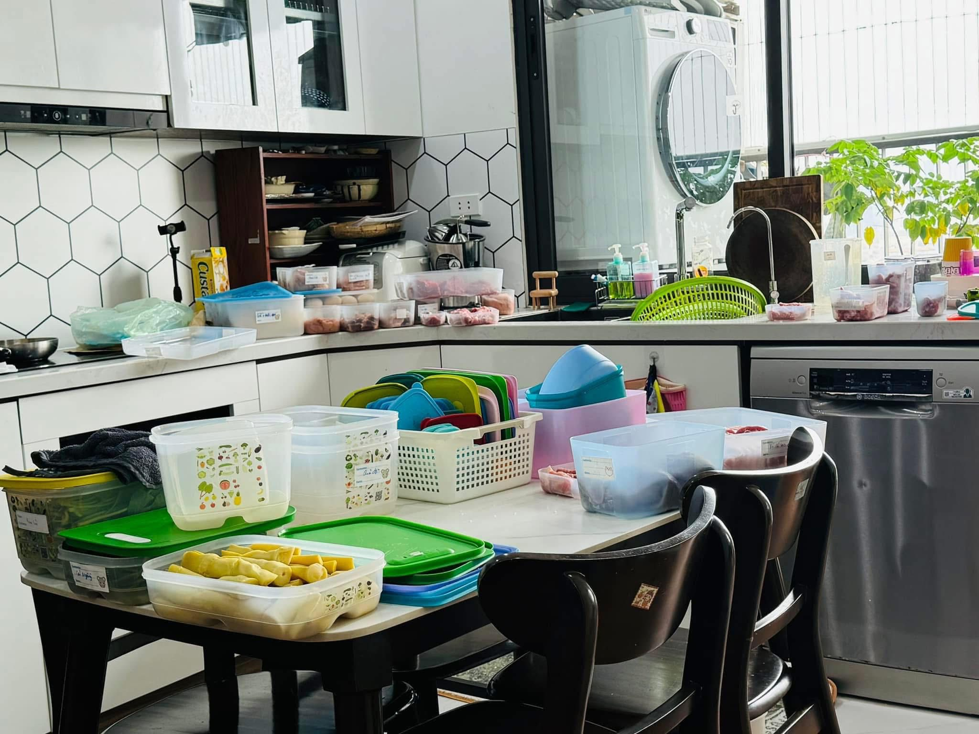 Mẹ chồng biết t&iacute;nh to&aacute;n, con d&acirc;u H&agrave; Nội đỡ hẳn tiền chợ: Tủ lạnh l&uacute;c n&agrave;o cũng sẵn đồ, bữa cơm ngon v&agrave; rẻ- Ảnh 12.