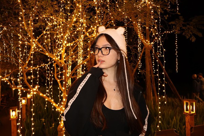 Em g&aacute;i thủ m&ocirc;n L&acirc;m T&acirc;y hồi nhỏ xinh như thi&ecirc;n thần, 18 tuổi th&agrave;nh mỹ nh&acirc;n cao gần 1m80, quyến rũ ngỡ ng&agrave;ng- Ảnh 13.