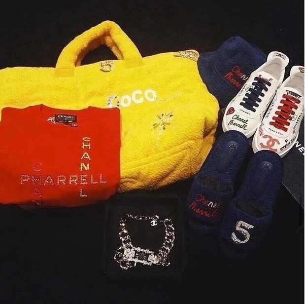 Ca sĩ T. bị cấm diễn đã có 2 con ngoài giá thú với trợ lý nhưng giấu nhẹm mấy năm qua?- Ảnh 9.