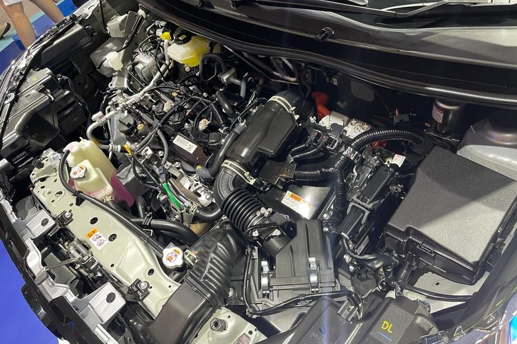 Toyota ra mắt xe hybrid 7 chỗ giá rẻ tại Đông Nam Á- Ảnh 2.