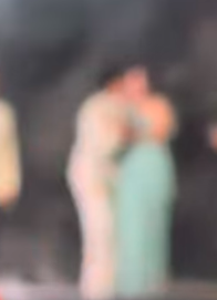 Đan Trường ôm hôn Cẩm Ly, nữ ca sĩ nói về mối quan hệ 30 năm- Ảnh 2.