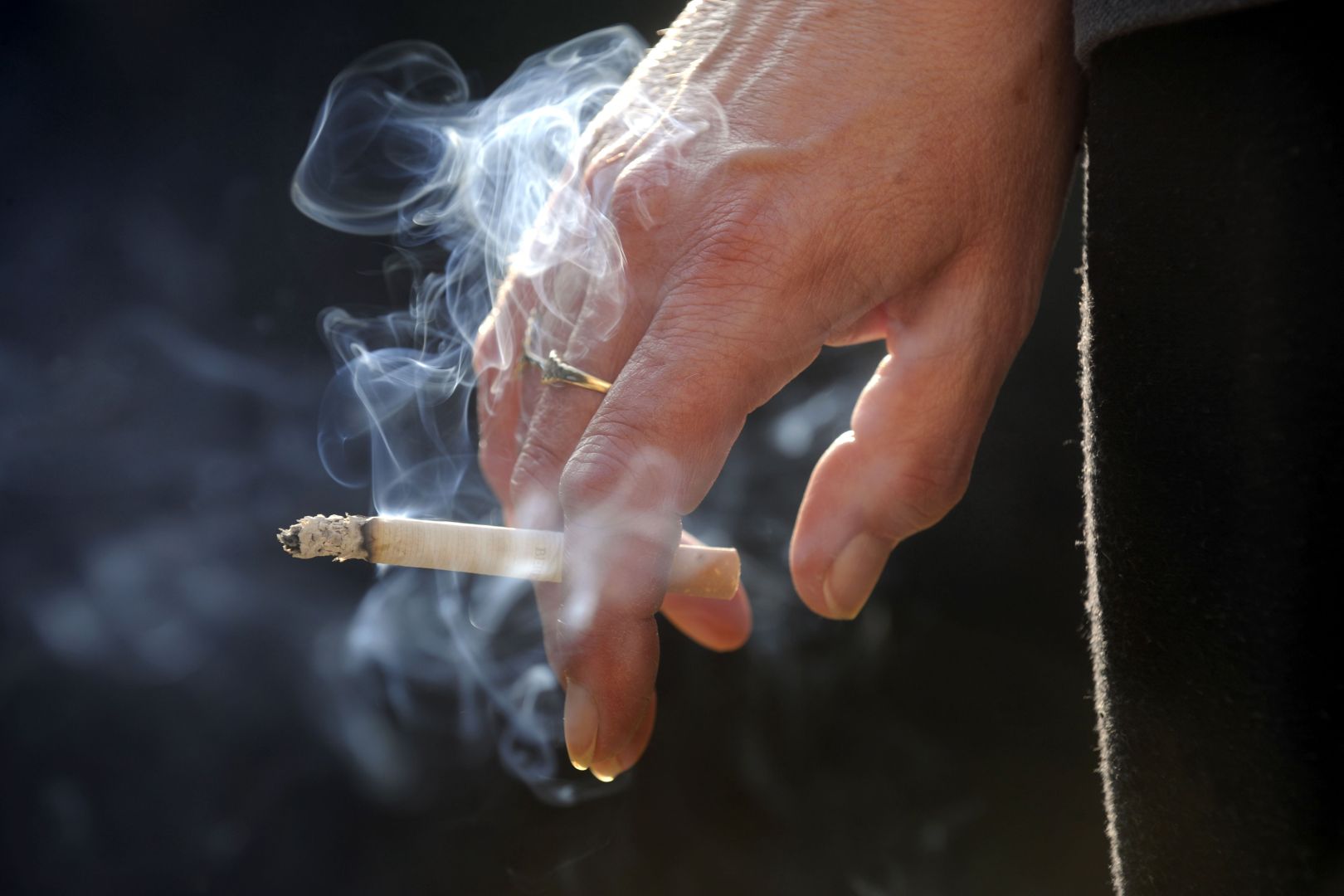 Cảnh Báo Thói Quen Làm Tăng 60% Nguy Cơ Tử Vong Sớm, Nhiều Nam Giới Làm Mỗi Ngày- Ảnh 1.