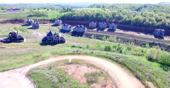 C&oacute; g&igrave; trong khu nghỉ dưỡng 1,6 tỷ USD bị bỏ hoang hơn thập kỷ?- Ảnh 5.