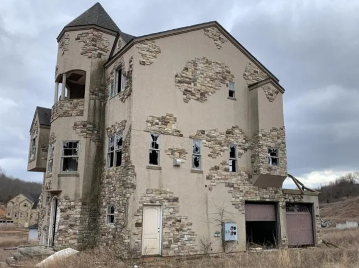 C&oacute; g&igrave; trong khu nghỉ dưỡng 1,6 tỷ USD bị bỏ hoang hơn thập kỷ?- Ảnh 2.