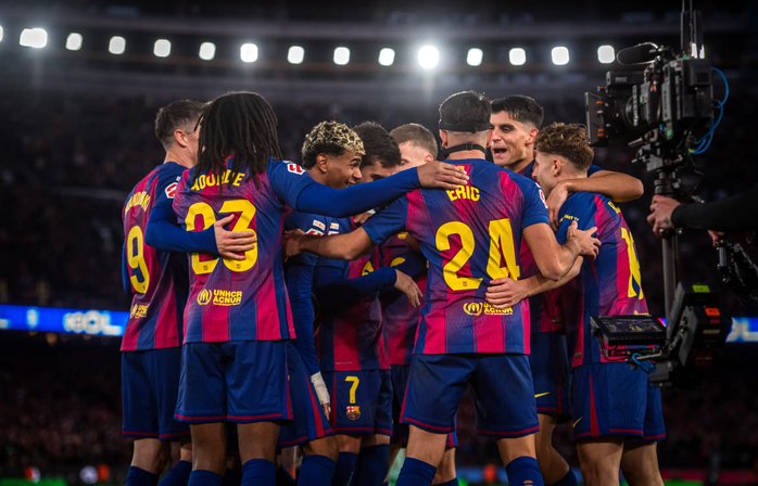 Barcelona thắng tưng bừng ngày trở lại Nou Camp - Ảnh 6.