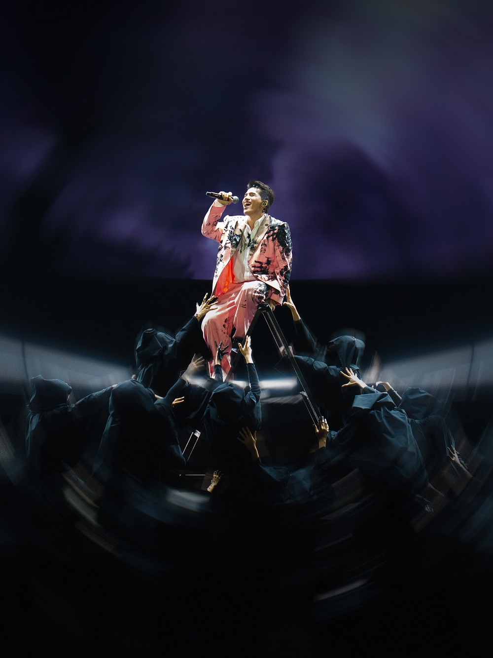 Quốc Thiên bật khóc trong live concert 10.000 khán giả- Ảnh 15.