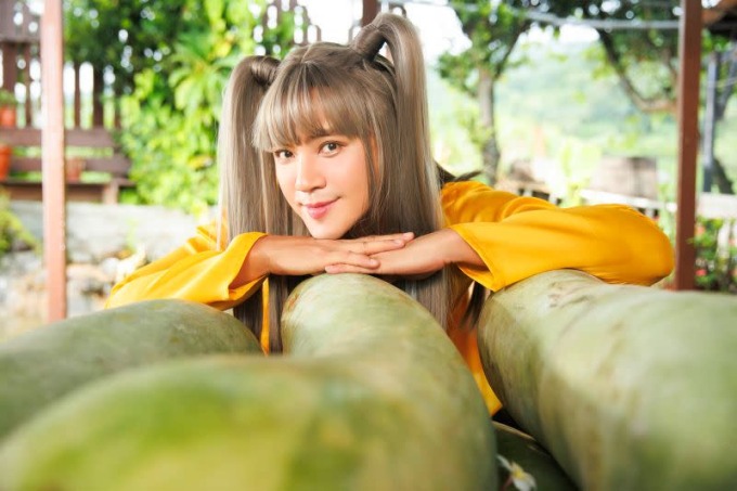 Ca sĩ T. bị cấm diễn đã có 2 con ngoài giá thú với trợ lý nhưng giấu nhẹm mấy năm qua?- Ảnh 11.