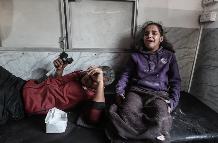 Xung đột Trung Đông leo thang, Israel đồng loạt không kích Gaza, Lebanon- Ảnh 1.