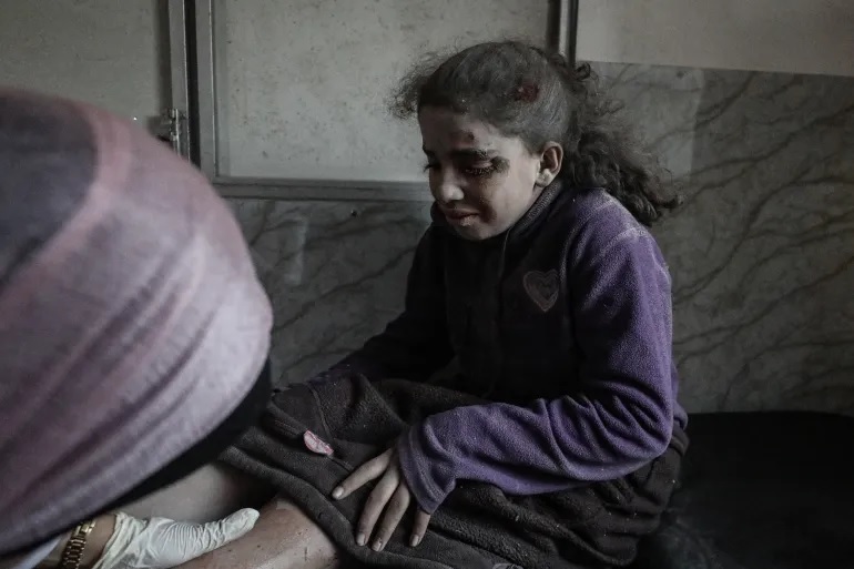 Xung đột Trung Đông leo thang, Israel đồng loạt không kích Gaza, Lebanon- Ảnh 2.