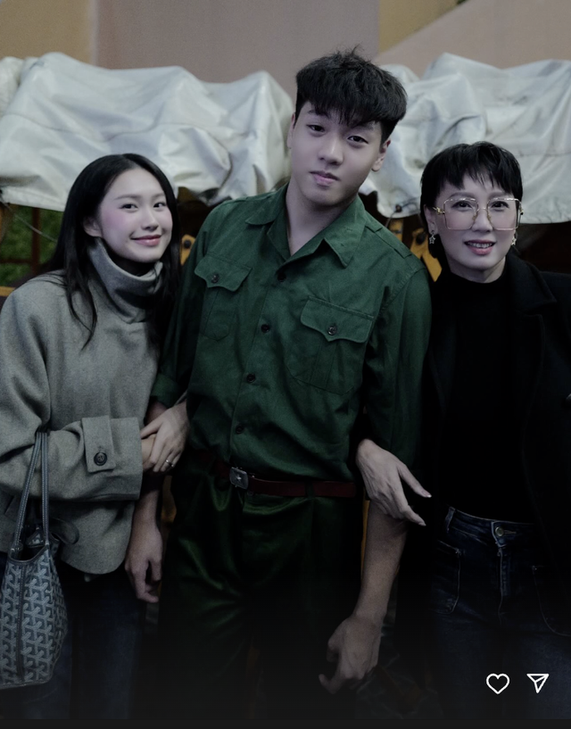 Gấp 3 visual khi nhà Doãn Hải My hội tụ: Mẹ U50 trẻ đẹp, vợ Văn Hậu ngọt ngào, em trai là hotboy Marie Curie!- Ảnh 1.