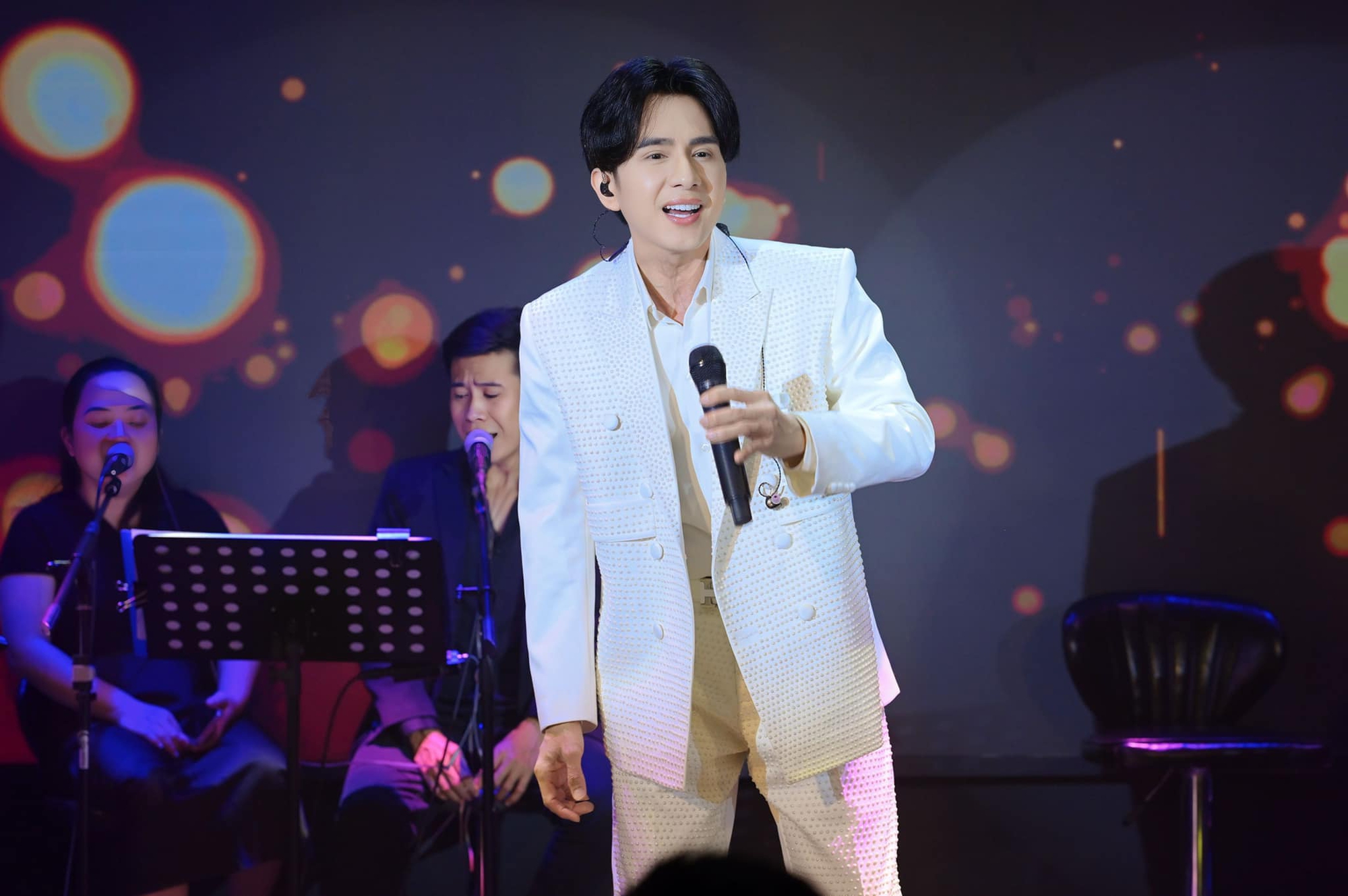 Cách làm từ thiện của Đan Trường- Ảnh 5.