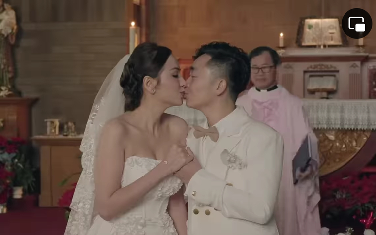 Hoa hậu Diễm Hương sinh con cho chồng 3- Ảnh 1.