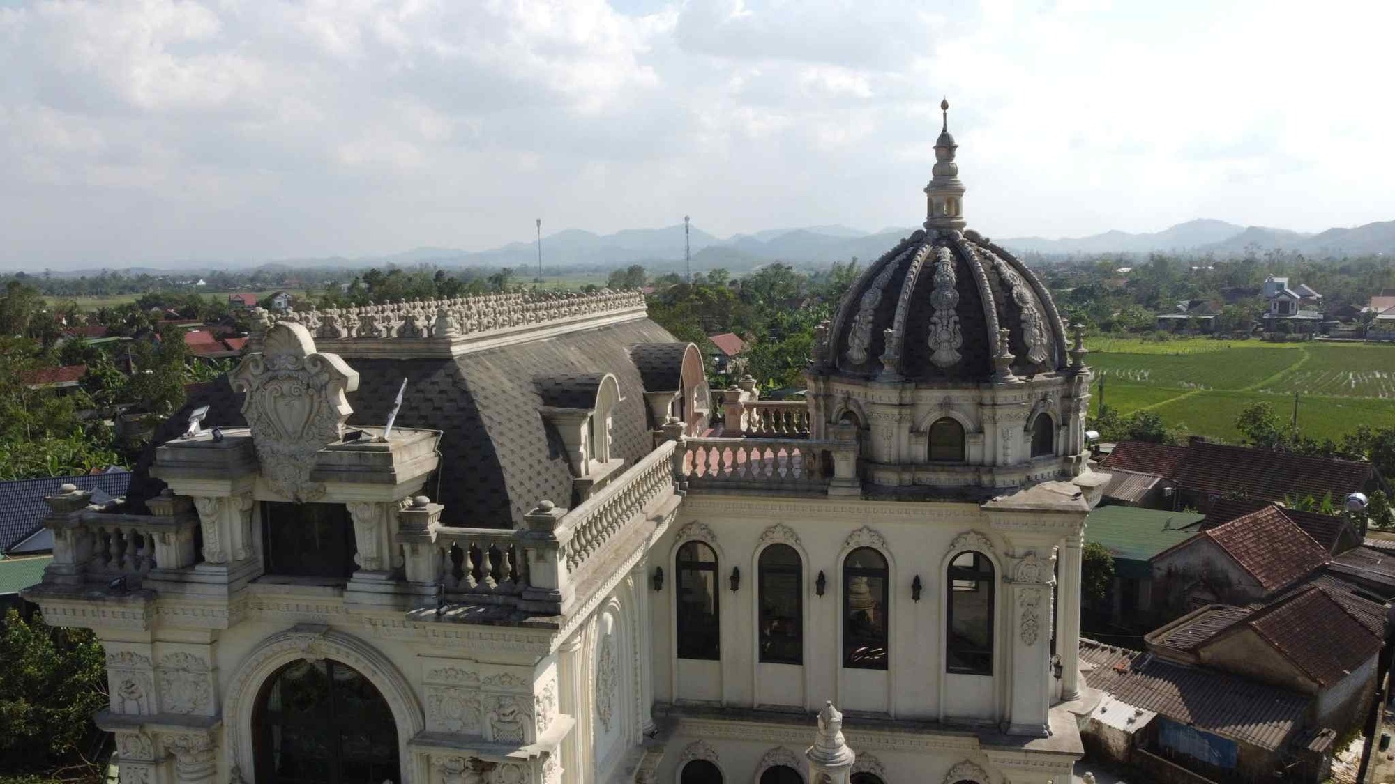 Cơ ngơi Mailisa báo hiếu mẹ già- Ảnh 5.