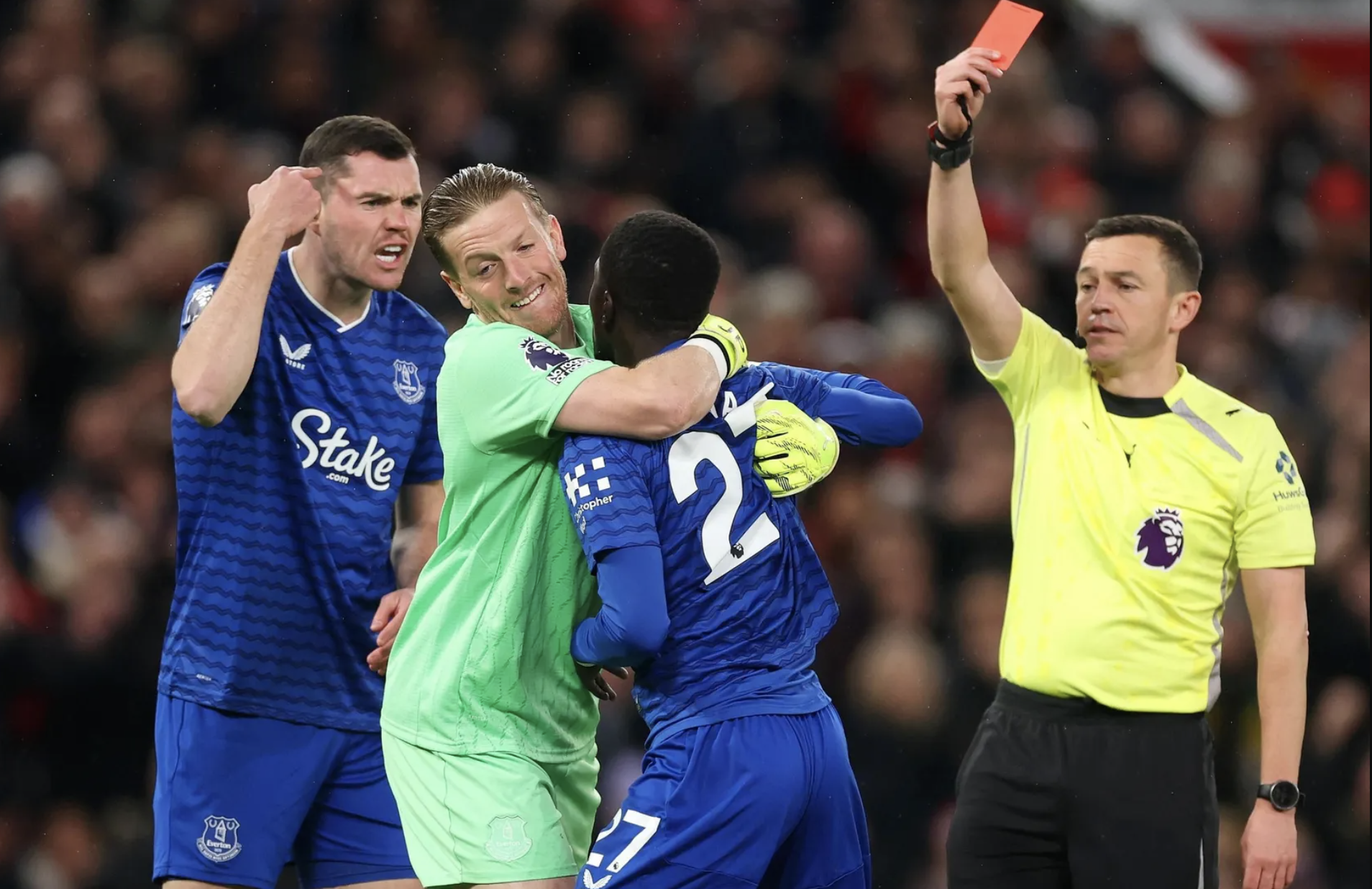 Cầu thủ Everton tát nhau, Man United vẫn thua sốc trên sân nhà- Ảnh 2.