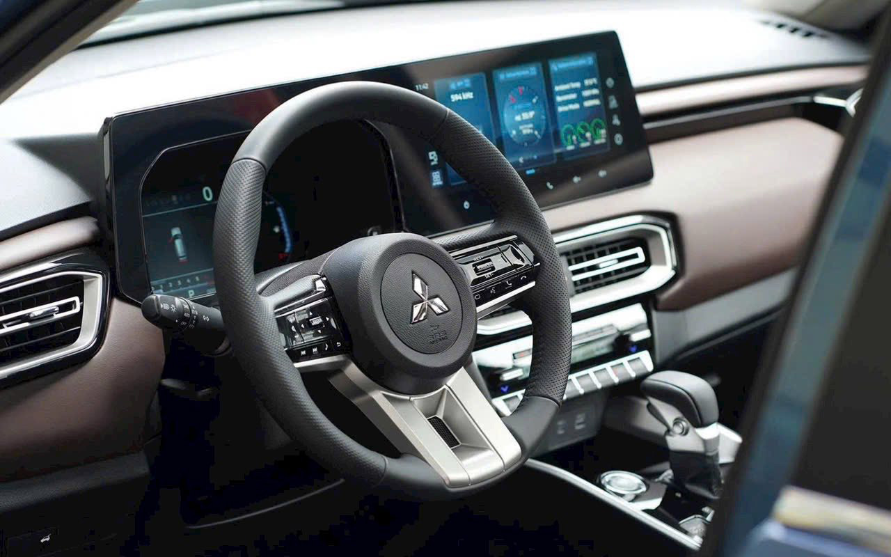 Lộ trang bị 2 bản Mitsubishi Destinator cho Việt Nam: Kh&aacute;c tiện nghi, ADAS từ bản rẻ nhất, gi&aacute; hơn 700 triệu đồng như dự kiến sẽ dễ 'hot'- Ảnh 5.