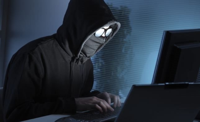 Bị sa thải, nam nhân viên IT quay lại trả thù công ty cũ, gây thiệt hại hơn 22 tỷ đồng- Ảnh 1.