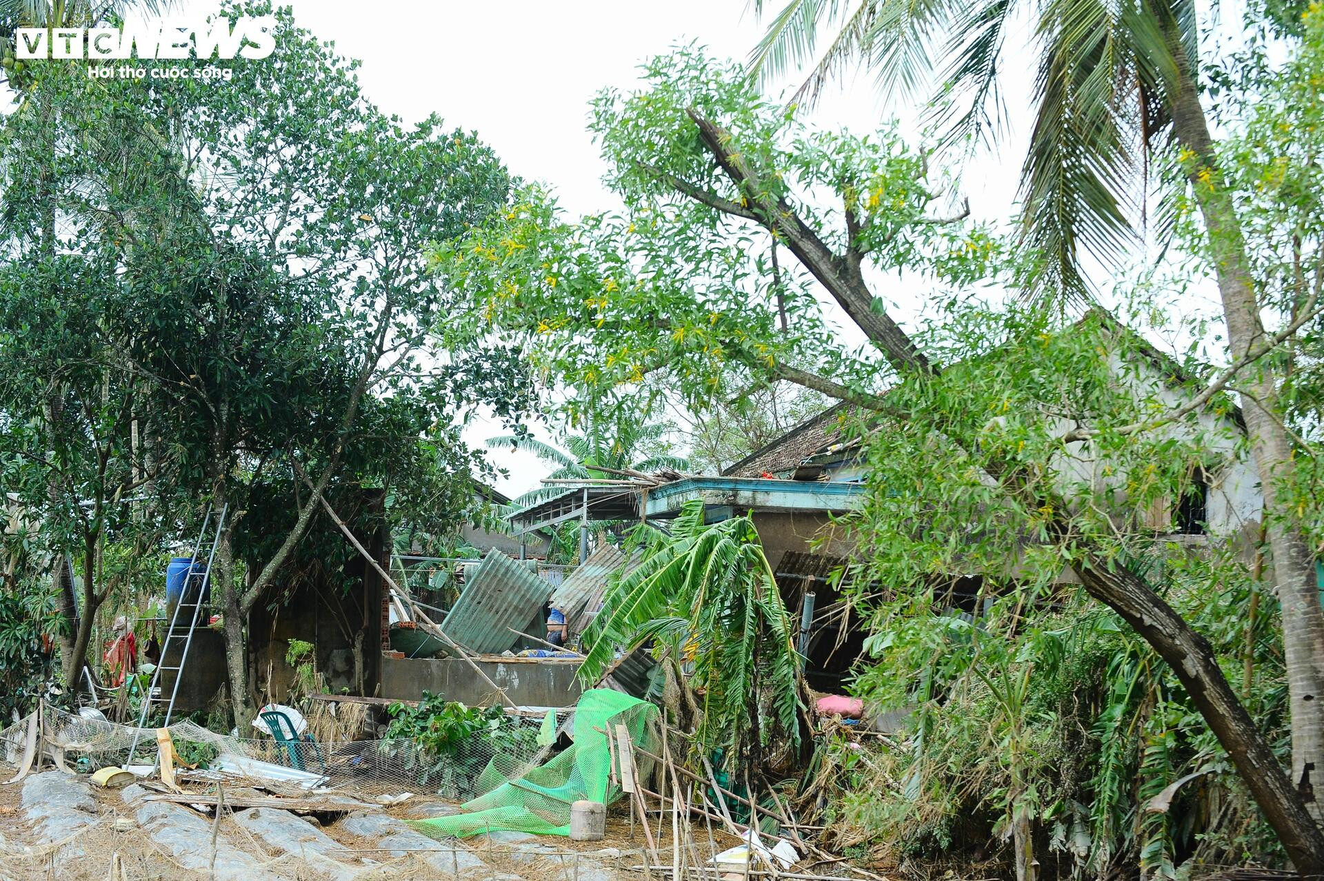 Những hình ảnh nhói lòng nơi rốn lũ Hòa Thịnh- Ảnh 16.