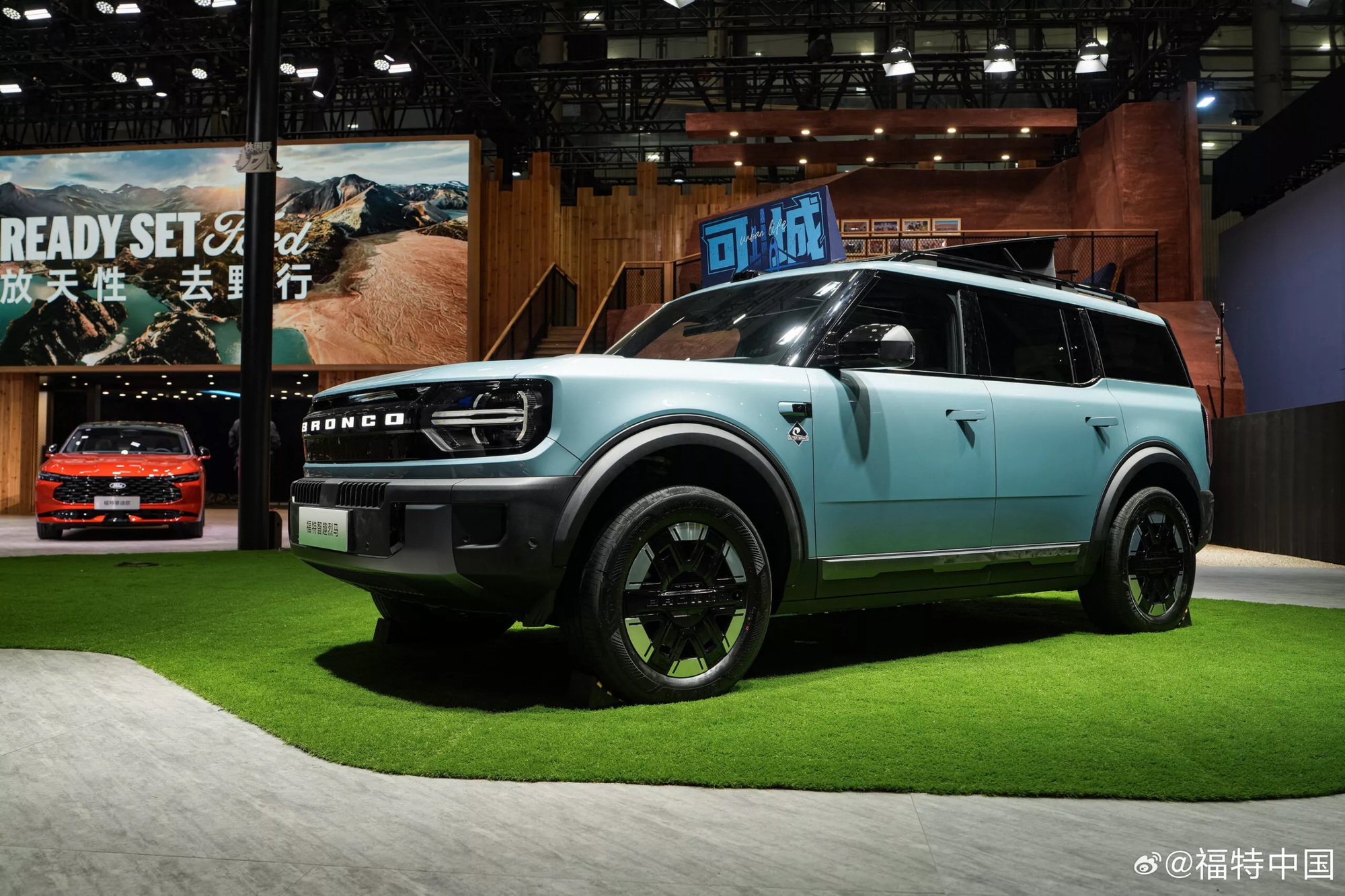 Ford Bronco lần đầu có bản thuần điện: Giá quy đổi ngang Territory tại Việt Nam, chạy 650km/sạc- Ảnh 2.