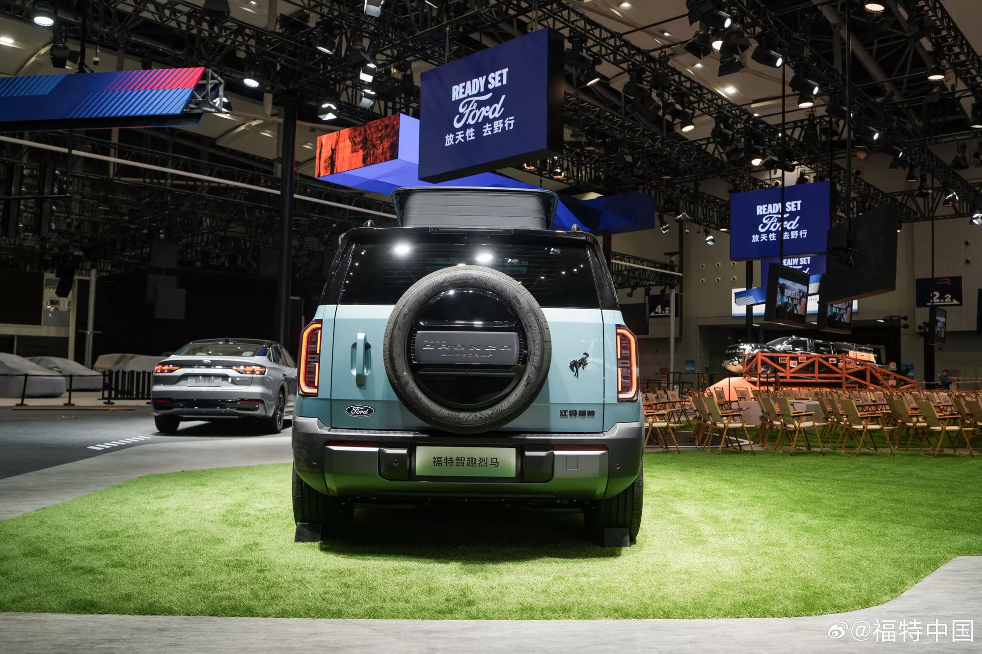 Ford Bronco lần đầu có bản thuần điện: Giá quy đổi ngang Territory tại Việt Nam, chạy 650km/sạc- Ảnh 3.