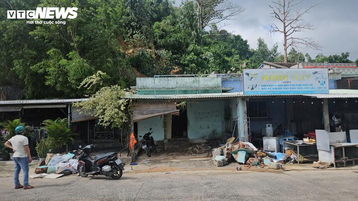 Thức dậy nấu đồ từ thiện, mẹ đau đớn chứng kiến cảnh sạt lở núi đè hai con tử nạn- Ảnh 3.