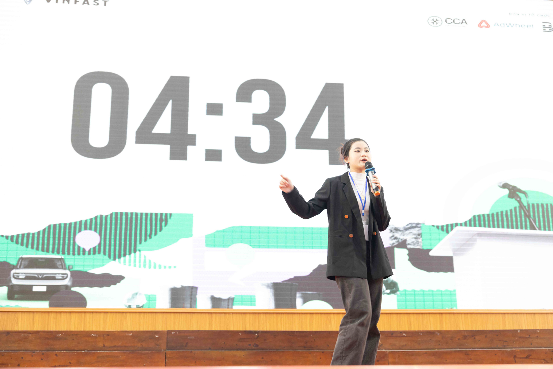 Một buổi sáng đầy nhiệt huyết Chuyển đổi xanh cùng Green Voices tại trường Đại học Thương mại- Ảnh 2. Một buổi sáng đầy nhiệt huyết Chuyển đổi xanh cùng Green Voices tại trường Đại học Thương mại- Ảnh 2.