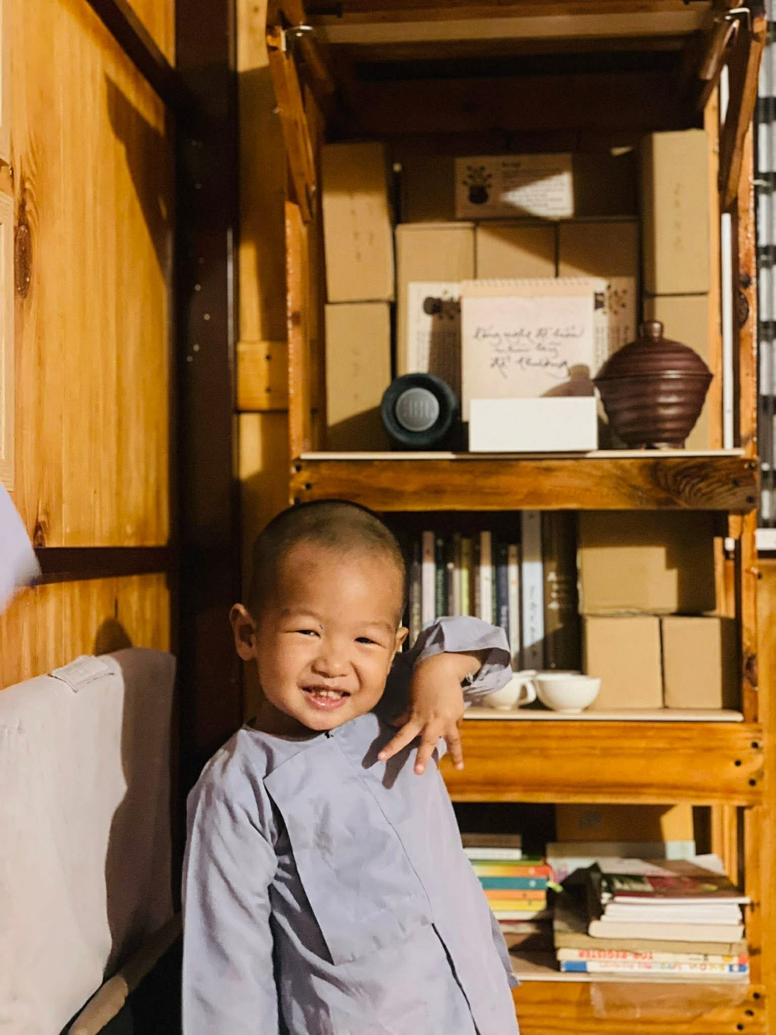 Từng sống trong căn ph&ograve;ng trọ chật chội ở th&agrave;nh phố, vợ chồng trẻ quyết định về qu&ecirc; để con c&oacute; tuổi thơ trọn vẹn- Ảnh 3.