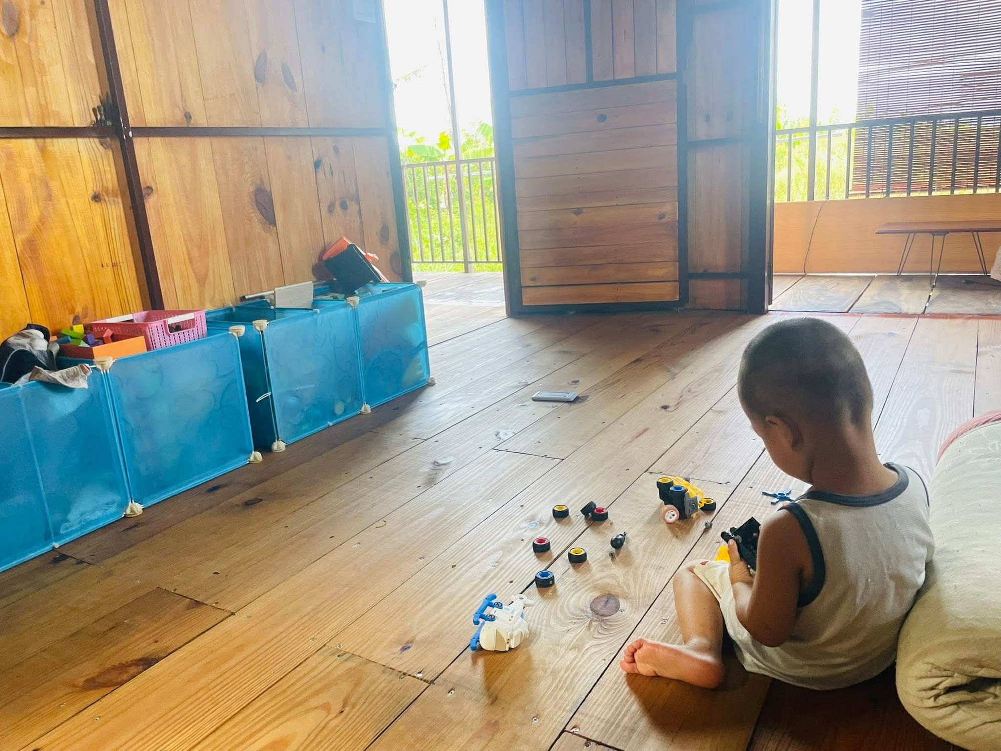 Từng sống trong căn ph&ograve;ng trọ chật chội ở th&agrave;nh phố, vợ chồng trẻ quyết định về qu&ecirc; để con c&oacute; tuổi thơ trọn vẹn- Ảnh 10.