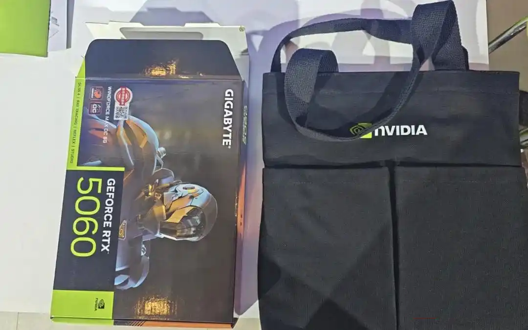 Đi công tác, nam nhân viên rút thăm trúng thưởng 11 triệu đồng, đồng nghiệp ép phải chia phần: 