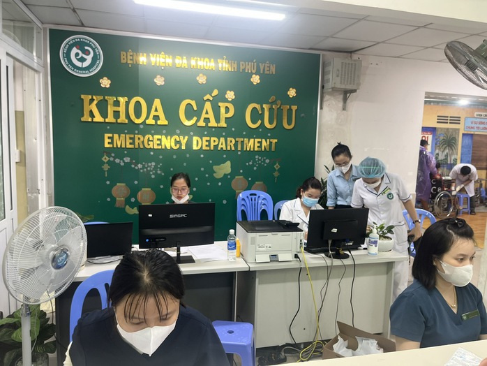 Bệnh Viện Đa Khoa Phú Yên Quá Tải, Khẩn Cầu Hỗ Trợ Từ Các Địa Phương Bệnh Viện Đa Khoa Phú Yên Quá Tải, Sở Đề Nghị Các Thành Phố Hỗ Trợ Gấp - Ảnh 2.