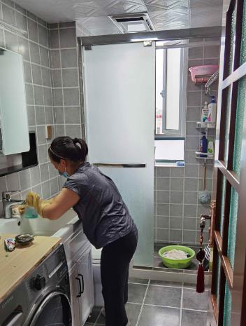 L&agrave;m gi&uacute;p việc lương 50 triệu/th&aacute;ng, thưởng Tết 100 triệu, ăn ngon, c&oacute; ph&ograve;ng ri&ecirc;ng nhưng t&ocirc;i quyết t&acirc;m nghỉ v&igrave; sợ- Ảnh 1.