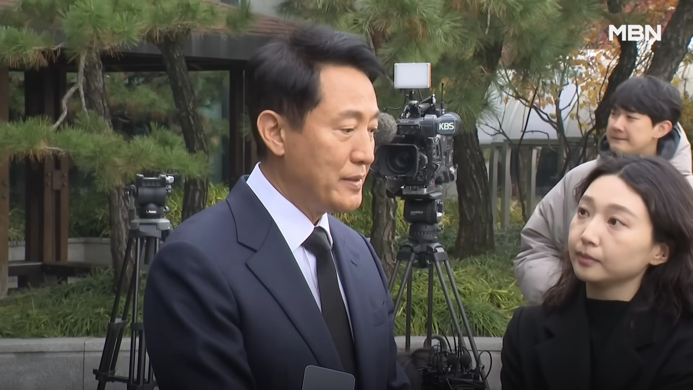 Dòng người đến viếng 'ông nội quốc dân'- Ảnh 2.